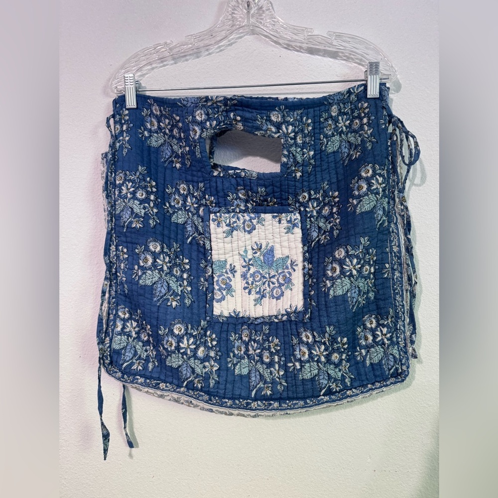 Pottery barn Floral Print Travel Collection - Picture 3 of 5